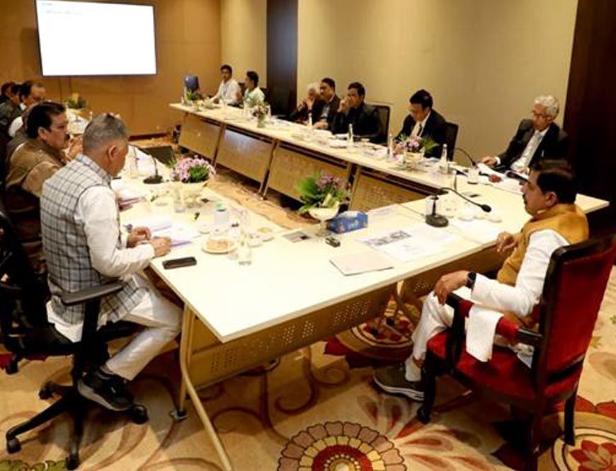 इंडस्ट्री के मांग की अनुसार आधुनिक ट्रेड्स में युवाओं को दिया जाए प्रशिक्षण : मुख्यमंत्री डॉ. यादव
