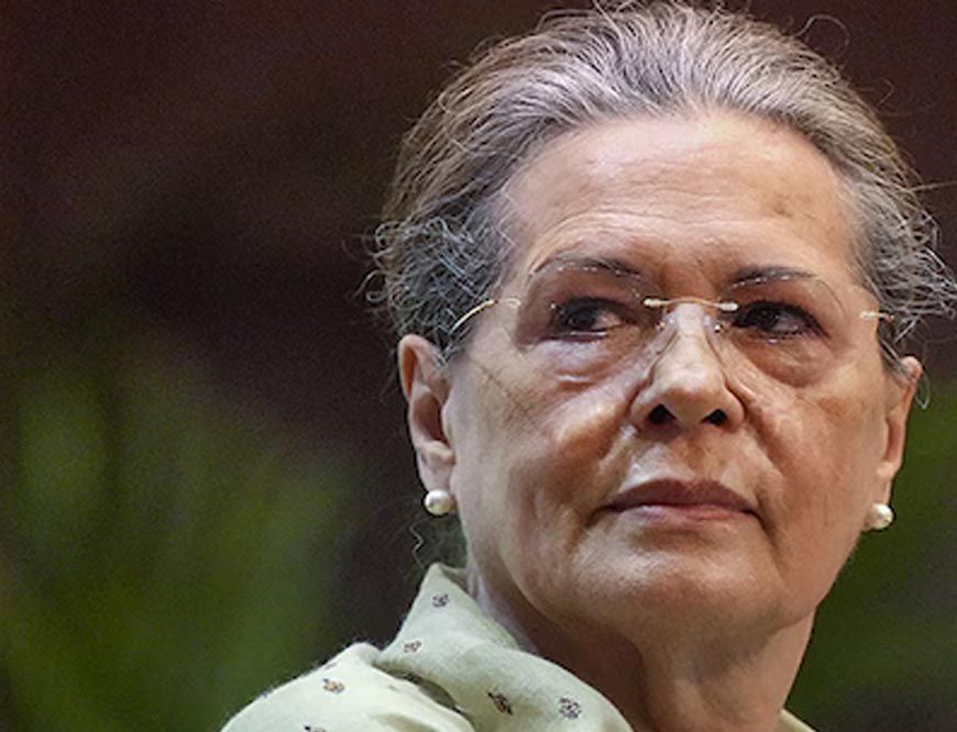 दिल्ली कोर्ट ने सोनिया गांधी को भेजा नोटिस, 1980 वोटर लिस्ट में बिना नागरिकता नाम जुड़ने पर मांगा जवाब