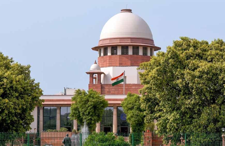 SC का कड़ा सवाल: क्या बंगाल इतना अलग है कि पूरे देश की पुलिस भेजनी पड़े?