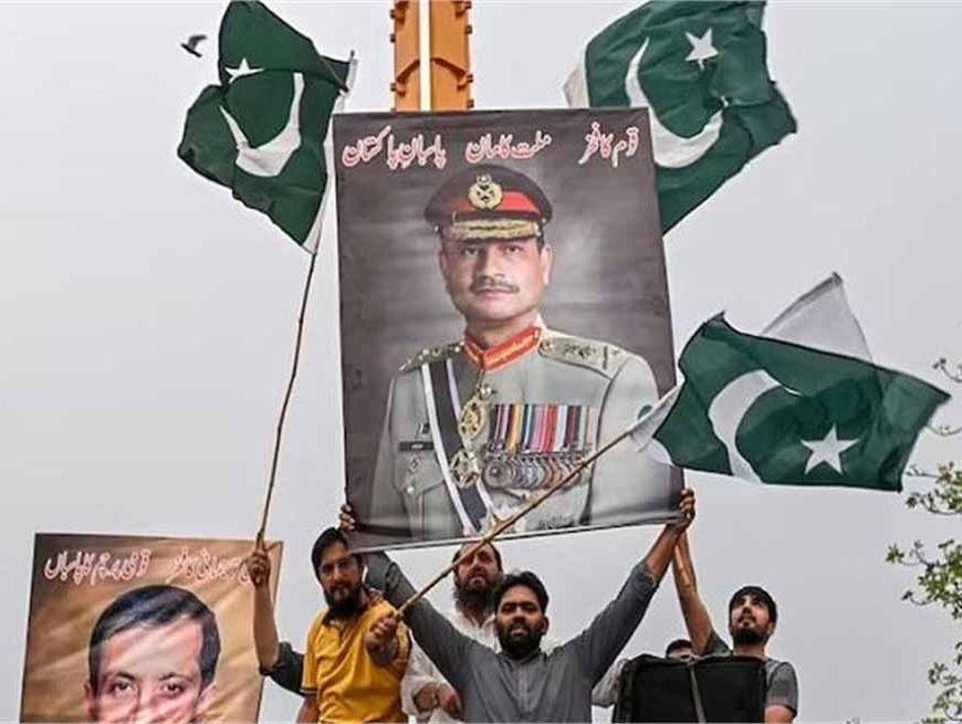 एक्सपर्ट का बड़ा दावा: बिखरने की कगार पर पाकिस्तान, 1971 की भूल दोहराने के संकेत