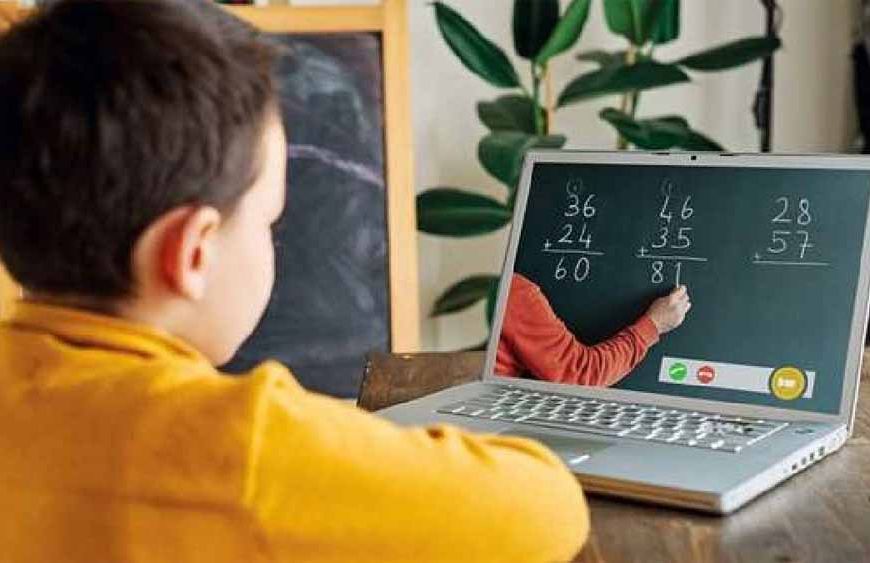 स्कूल शिक्षा में डिजिटल इन्फ्रॉस्ट्रक्चर बढ़ाने पर दिया गया विशेष ध्यान