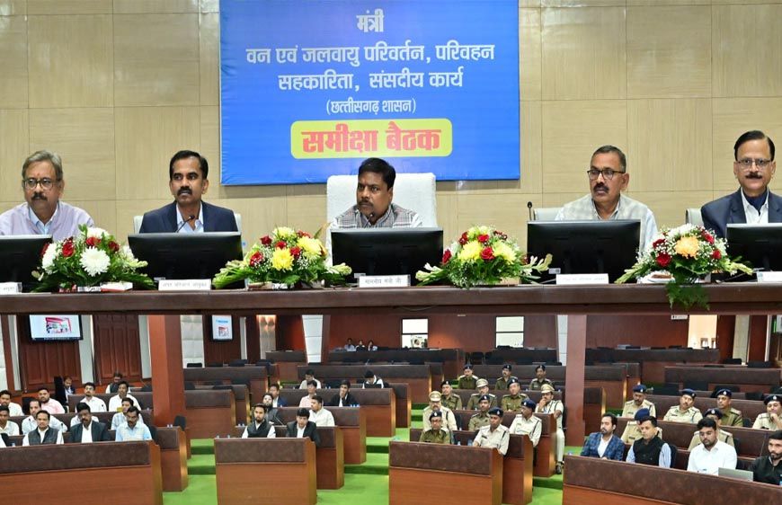 रायपुर : ग्रामीण बस योजना ग्रामीण जनों के लिए जीवनरेखा: परिवहन मंत्री  केदार कश्यप