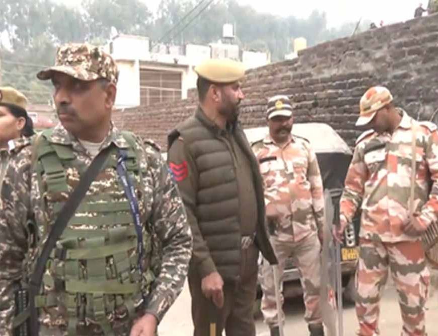 जम्मू-कश्मीर में OGW नेटवर्क पर बड़ी कार्रवाई, 150 से अधिक ओवर ग्राउंड वर्कर्स हिरासत में