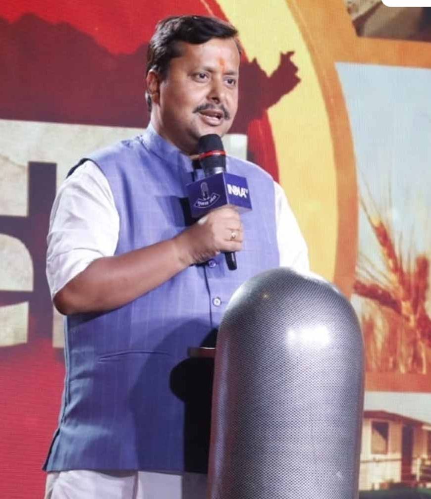 45 की भाजपा, 45 के नितिन… बड़े नामों की चर्चा के बीच पटना से पार्टी मुख्यालय पहुंचे नवीन