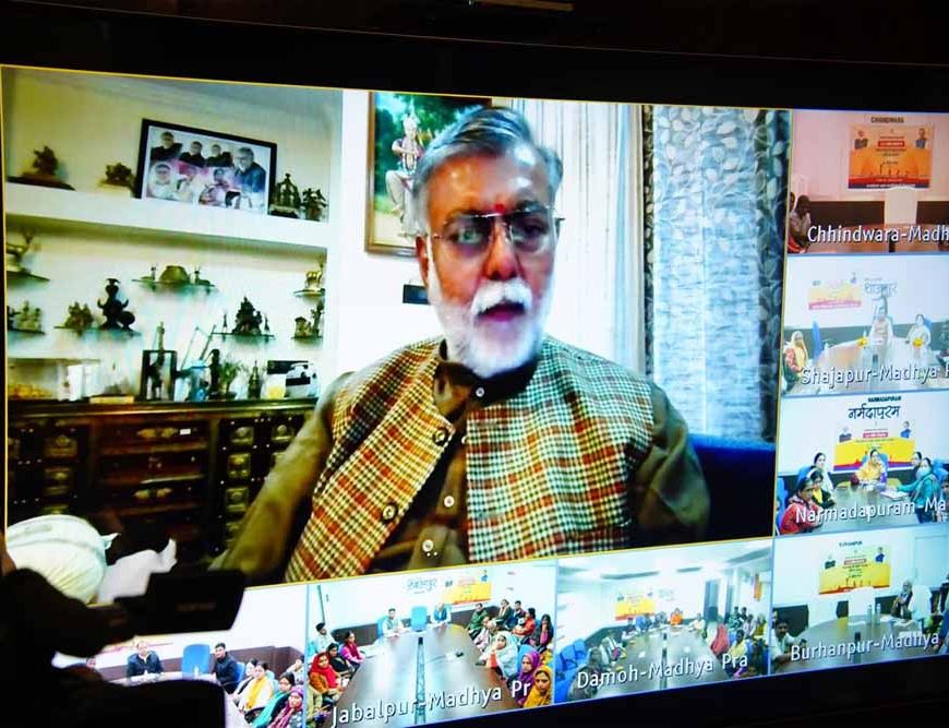 मुख्यमंत्री का बड़ा कदम: संबल योजना के 7,227 श्रमिकों के खातों में सिंगल क्लिक से पहुँचे 160 करोड़ रुपये