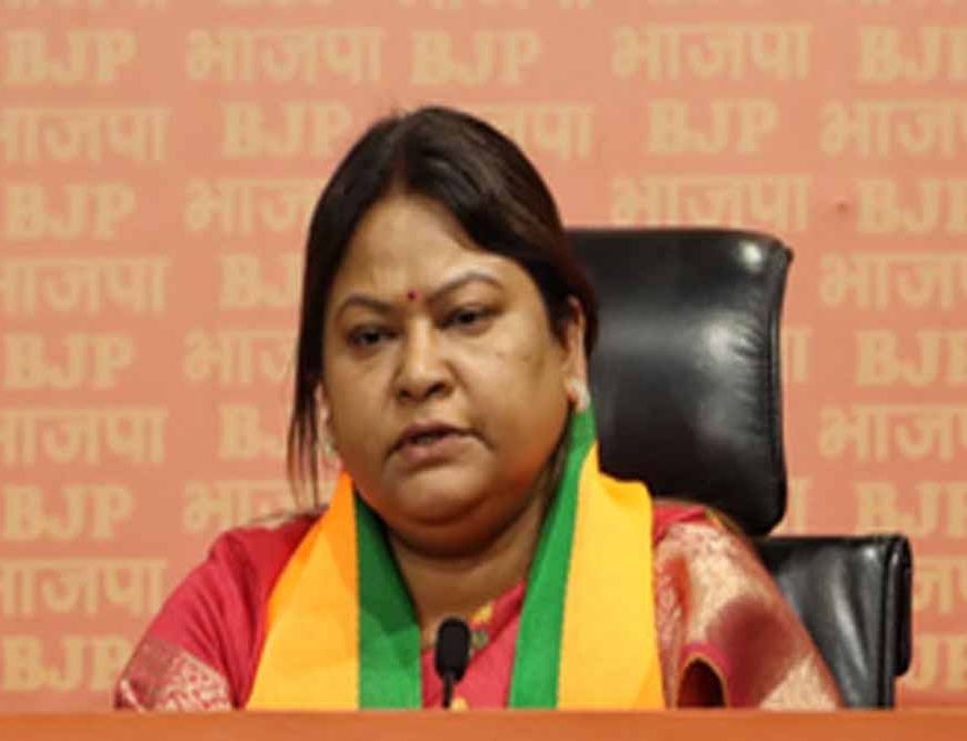 चुनावी हार के बाद सियासी परदे के पीछे सीता सोरेन, BJP में क्या मिलेगा नया रोल या खत्म हो रहा सफर?