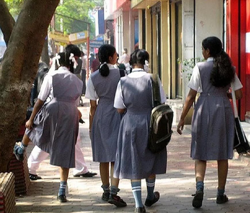 भारत में 45.4% लड़कियां स्कूल नहीं जातीं: इन राज्यों का हाल सबसे खराब