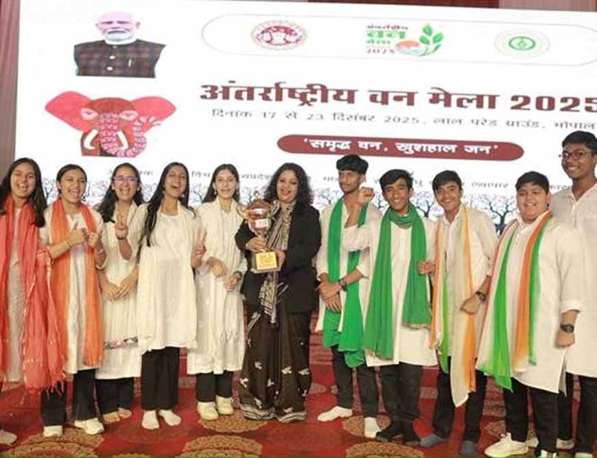 वन मेले में वनोपज एवं हर्बल उत्पाद से निर्मित औषधियों की बढ़ी मांग