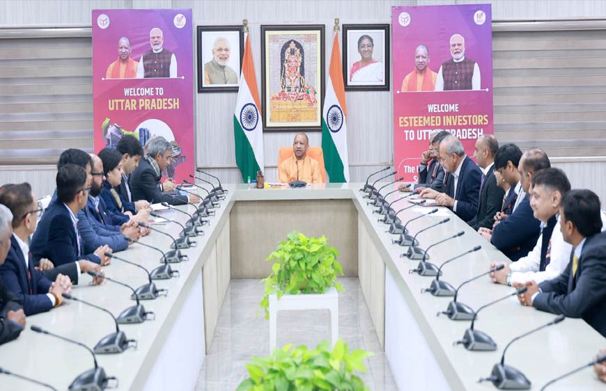मुख्यमंत्री योगी आदित्यनाथ से 25 कंपनियों के 45 शीर्ष प्रोफेशनल्स की महत्वपूर्ण भेंट