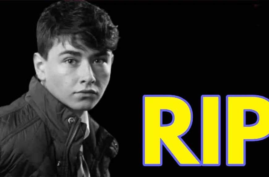 फिल्म इंडस्ट्री में शोक की लहर, अचानक इस मशहूर एक्टर का निधन, मां ने साझा की दुखद खबर
