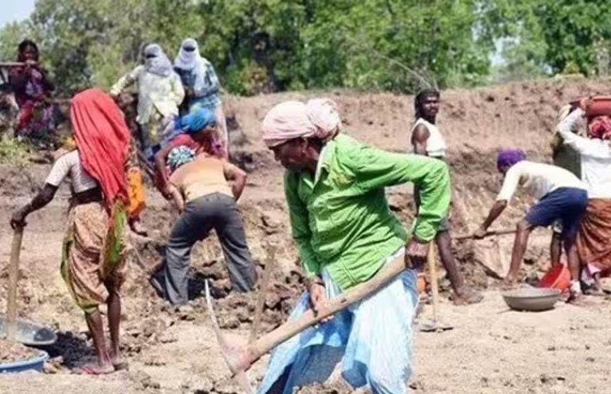 आधी रात में पारित हुआ मनरेगा समाप्त करने वाला बिल, अब वीबी जी राम जी कानून जल्द लागू