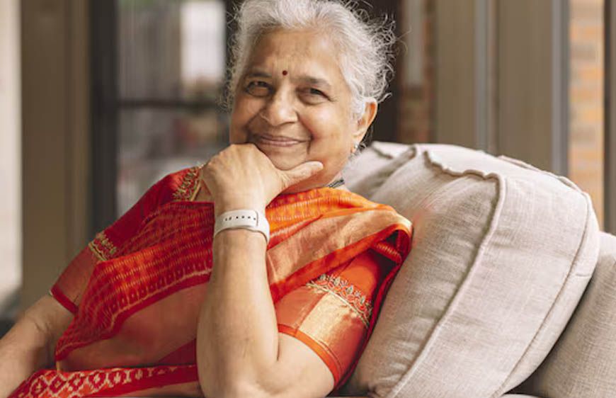 सुधा मूर्ति की सलाह उनकी निवेश टिप्स पर कभी भी अंधविश्वास न करें