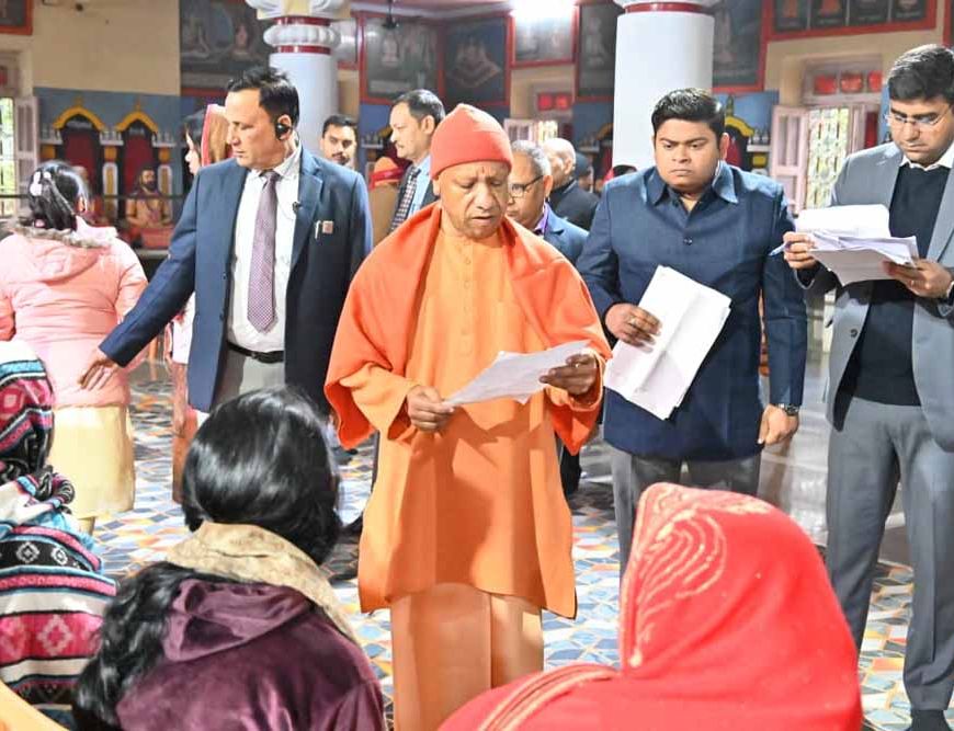 विदेश भेजने के नाम पर धोखाधड़ी करने वालों पर हो सख्त कार्रवाई : मुख्यमंत्री