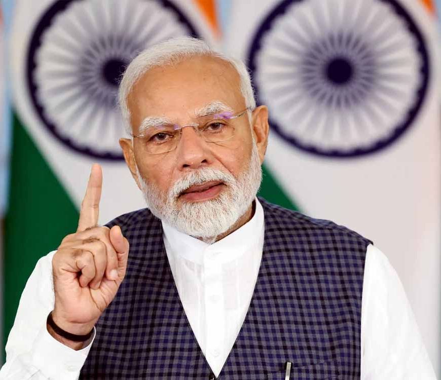 तकनीकी खराबी के बीच पीएम मोदी ने फोन से रैली को किया संबोधित, बंगाल की जनता से मांगी माफी