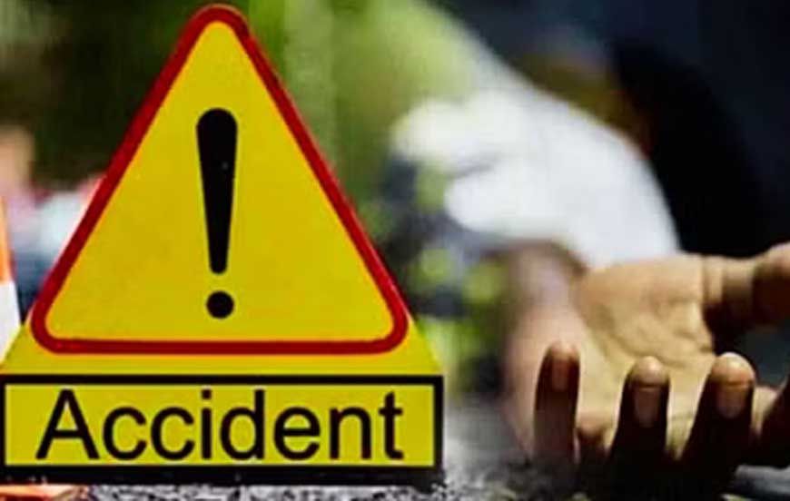 बिजनौर सड़क हादसा: डंपर से भिड़ी क्रेटा, मौलाना सहित चार लोगों की मौत