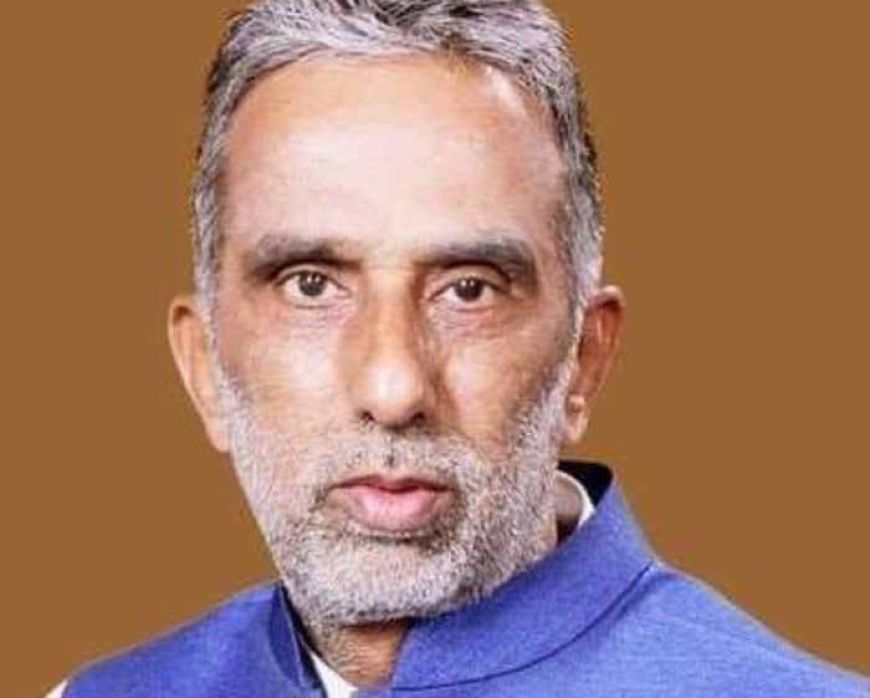 दिशा बैठक में गरजे केंद्रीय राज्यमंत्री, अपनी ही पार्टी के जिला अध्यक्ष को सबके सामने लगाई फटकार