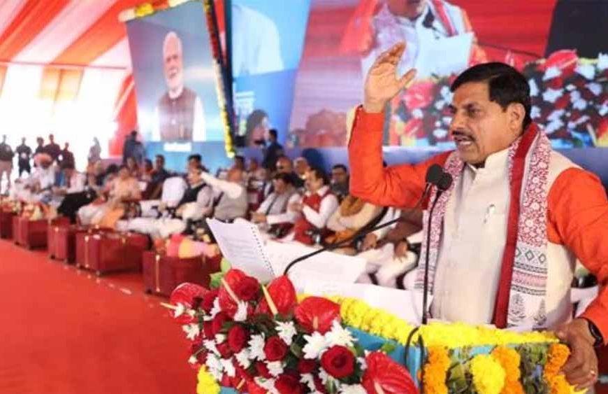 धार में देश का पहला PPP मॉडल मेडिकल कॉलेज, अब गांव-गांव पहुंचेंगे MBBS डॉक्टर
