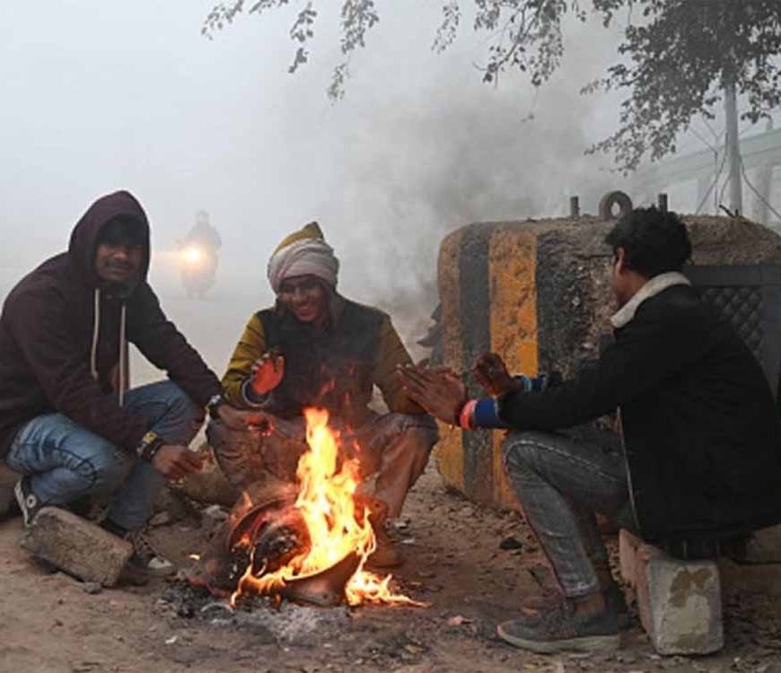 झारखंड में ठंड और कोहरे का कहर, अस्पतालों में मरीजों की संख्या बढ़ी