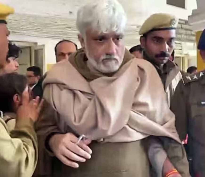 30 करोड़ की ठगी मामले में विक्रम भट्ट की मुश्किलें बढ़ीं, उदयपुर कोर्ट ने फिर खारिज की जमानत