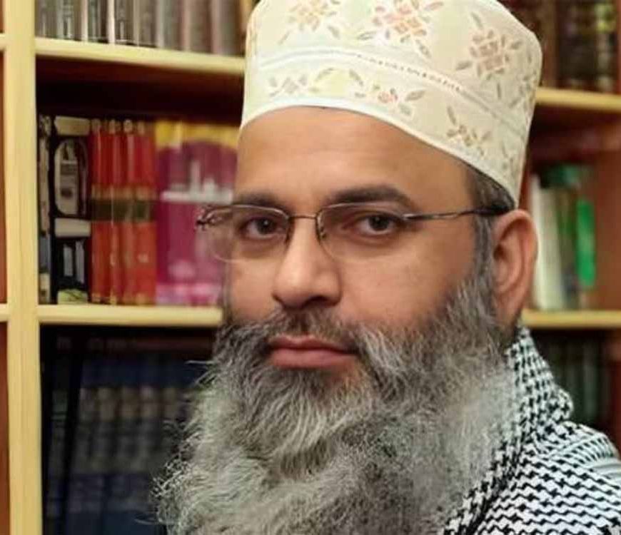 लंदन में बैठे आजमगढ़ के मौलाना पर ED की बड़ी कार्रवाई, मदरसा नेटवर्क से जुड़े चौंकाने वाले खुलासे