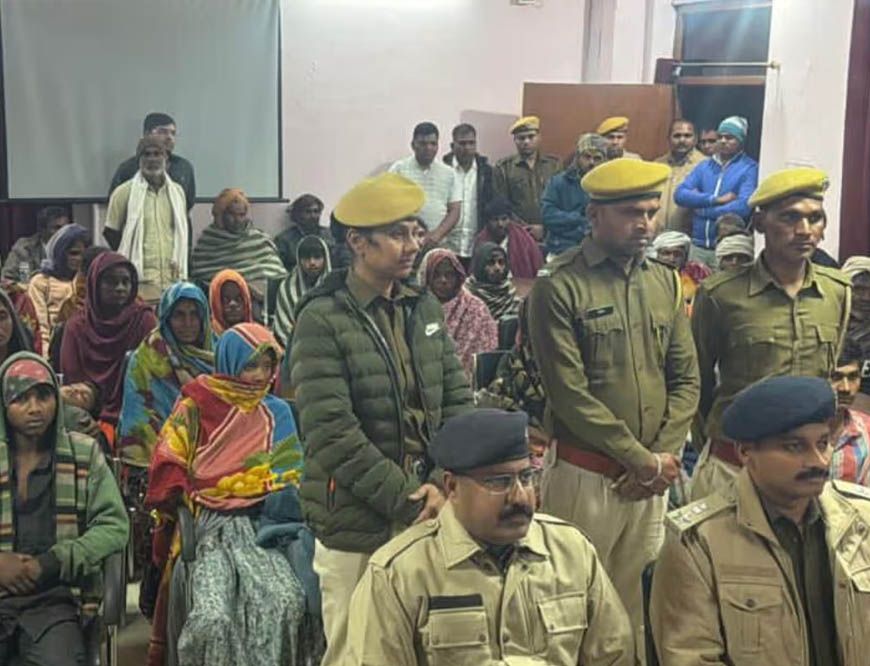 प्रतापगढ़ पुलिस की बड़ी कार्रवाई, मजदूरी के नाम पर फंसे 53 मजदूरों को महाराष्ट्र से छुड़ाया