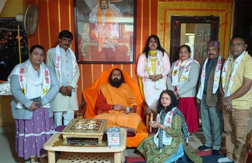 संस्कार और सेवा का संगम: लालघाटी गुरुकुल में बच्चों के श्लोक-पाठ व संध्या आरती ने किया सभी को भाव-विभोर