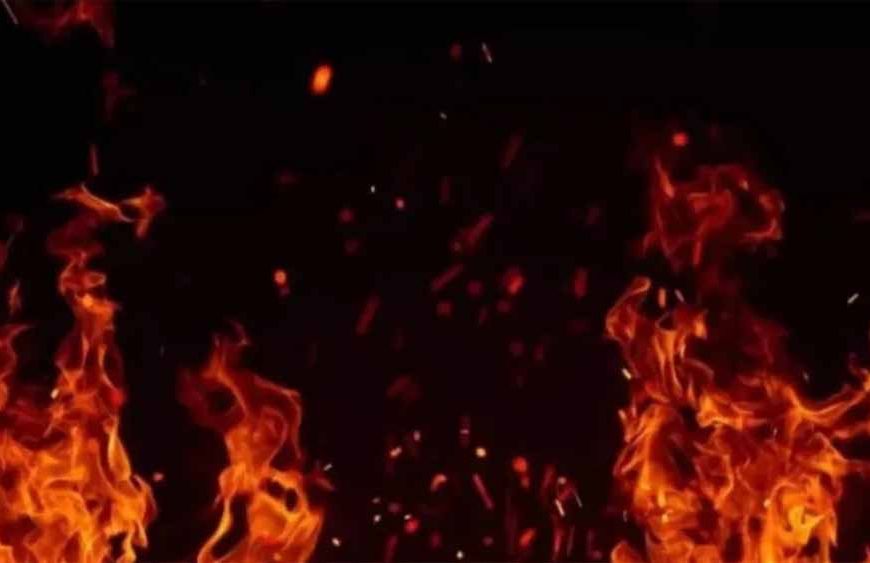 नशे में धुत युवक ने खुद पर पेट्रोल डालकर लगाई आग, दर्दनाक मौत से गांव में मातम