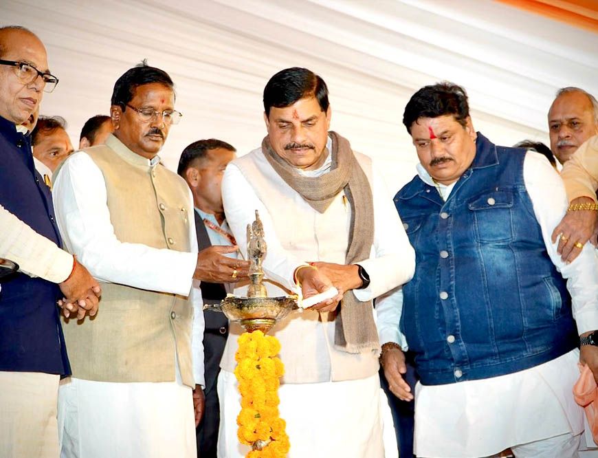 उज्जैन आने वाले श्रद्धालु सिर्फ मेहमान नहीं, महाकाल के अतिथि हैं, उनके सत्कार में संवेदना भी हो : मुख्यमंत्री डॉ. यादव