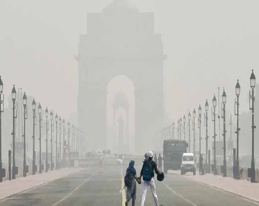 दिल्ली की हवा बेहद जहरीली: AQI 400 के पार, अगले 2 दिन हालात गंभीर—क्या बारिश बनेगी राहत?