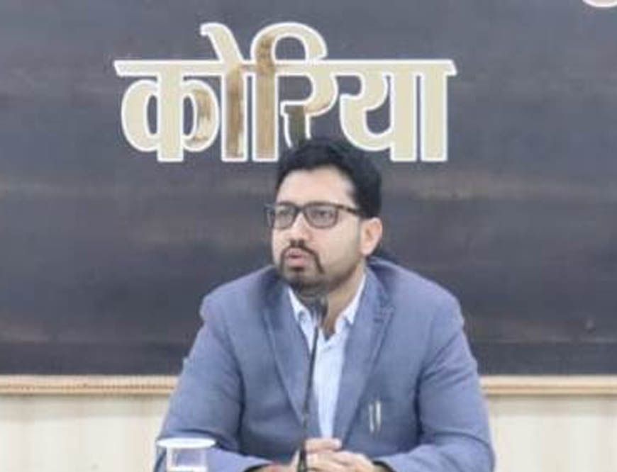 महासमुंद : सीईओ नंदनवार ने ली साप्ताहिक समय सीमा की बैठक