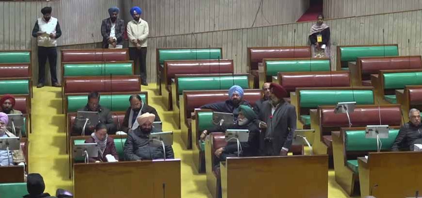 पंजाब विधानसभा में मनरेगा पर सियासी घमासान, मंत्री सौंद ने अकाली दल को घेरा