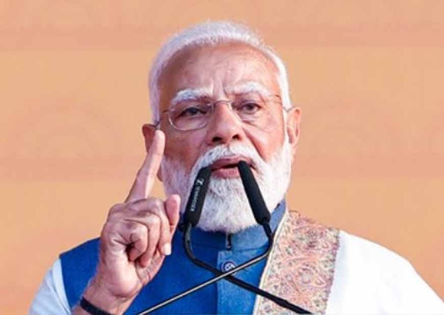 ‘माना अंधेरा घना है, लेकिन यारो दीया जलाना कहां मना है’ — पीएम मोदी का बयान जो उम्मीद की रोशनी बन गया