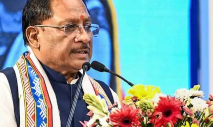 सीएम विष्णुदेव साय दिल्ली से लौटे, राष्ट्रपति द्रौपदी मुर्मू को छत्तीसगढ़ आने का दिया न्योता