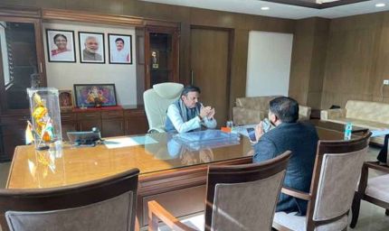 स्वास्थ्य विभाग के अग्रेषित विषयों पर प्राथमिकता से करें कार्यवाही : उप मुख्यमंत्री शुक्ल