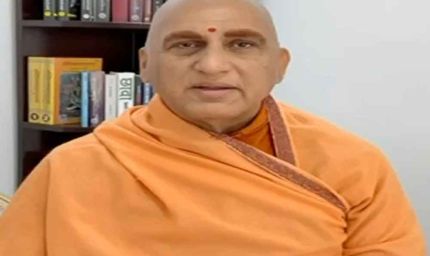 पीएम मोदी का लेख आने वाली पीढ़ियों में जगाएगा इतिहास-बोध और राष्ट्र-गौरव: स्वामी अवधेशानंद गिरि
