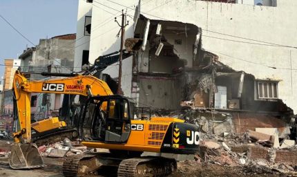 भोपाल में अतिक्रमण हटाने की योजना, 1.30 लाख लोग बेघर हो सकते हैं—मंडला, छतरपुर और सिंगरौली में परियोजनाओं का खतरा