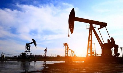 वेनेजुएला से क्रूड ऑयल एक्सपोर्ट पर बैन हटे तो कंपनियों को कितना सस्ता मिलेगा तेल? जानें क्या होगा असर