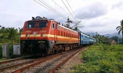 माघ मेला-2026: प्रयाग स्टेशन पर कुछ ट्रेनों का अस्थायी ठहराव, रतलाम सेक्शन की ट्रेनें भी रुकेंगी