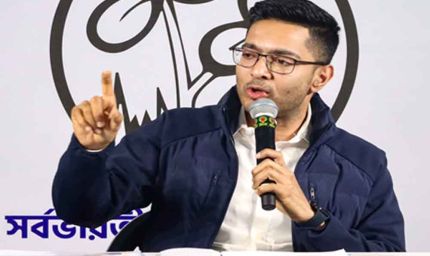 अभिषेक बनर्जी के हेलीकॉप्टर को उड़ान की मंजूरी में देरी, केंद्र सरकार पर साजिश का आरोप