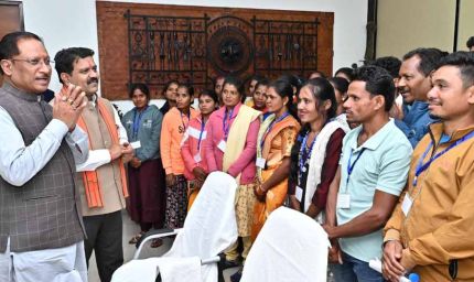 बस्तर अंचल का सर्वांगीण विकास सुनिश्चित करने के लिए सरकार प्रतिबद्ध : मुख्यमंत्री साय