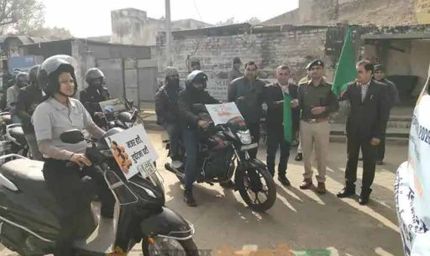 राष्ट्रीय सड़क सुरक्षा माह में निकाली हेलमेट बाइक रैली, यातायात नियमों का पालन करने का दिया लोगों को सन्देश