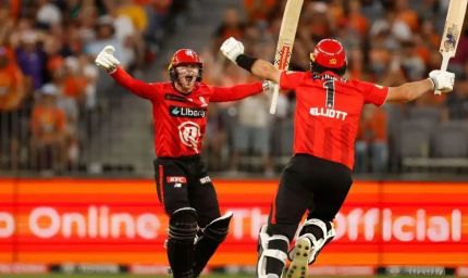 आखिरी गेंद पर छक्का मारा, 19 साल के लड़के ने पलट दिया T20 मैच, BBL में मेलबर्न रेनेगेड्स की जीत