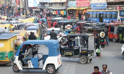इंदौर में सात सेक्टर में बंटेंगे ई-रिक्शा, 30 दिन में होगी व्यवस्था, फिर एक महीने का ट्रायल