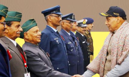 100% इजाफा: मोदी सरकार का बड़ा ऐलान, पूर्व सैनिकों के लिए वित्तीय सहायता में हुआ दो गुना बढ़ोतरी