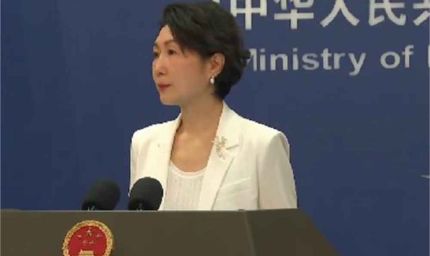 ईरान पर चीन का खुला समर्थन, दुनिया को दी नसीहत—‘अपने काम से काम रखो’, ग्रीनलैंड पर US को भी ललकारा