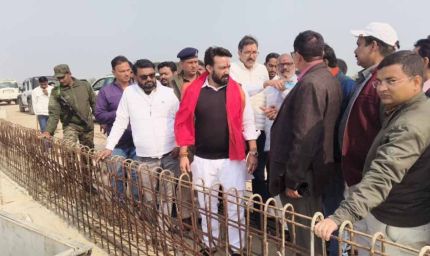 सहरसा में 52 करोड़ की लागत से बन रही सड़क, सांसद ने क्वालिटी और टाइम लिमिट की दी चेतावनी