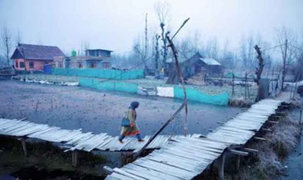 क्या है ‘चिल्लई कलां’? कश्मीर में कड़ाके की ठंड का कहर, शून्य से नीचे पहुंचा पारा, जमी डल झील