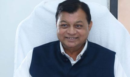 रायपुर : श्रम मंत्री लखनलाल देवांगन की पत्रकारवार्ता