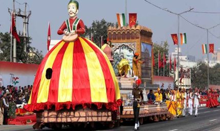 सेना दिवस परेड में राजस्थान की सांस्कृतिक शान, विशाल कठपुतली बनी आकर्षण का केंद्र