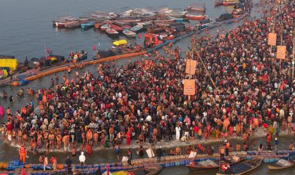 माघ मेले में मकर संक्रांति स्नान पर्व पर उठी आस्था की लहर, 1 करोड़ से अधिक लोगों ने लगाई पुण्य की डुबकी